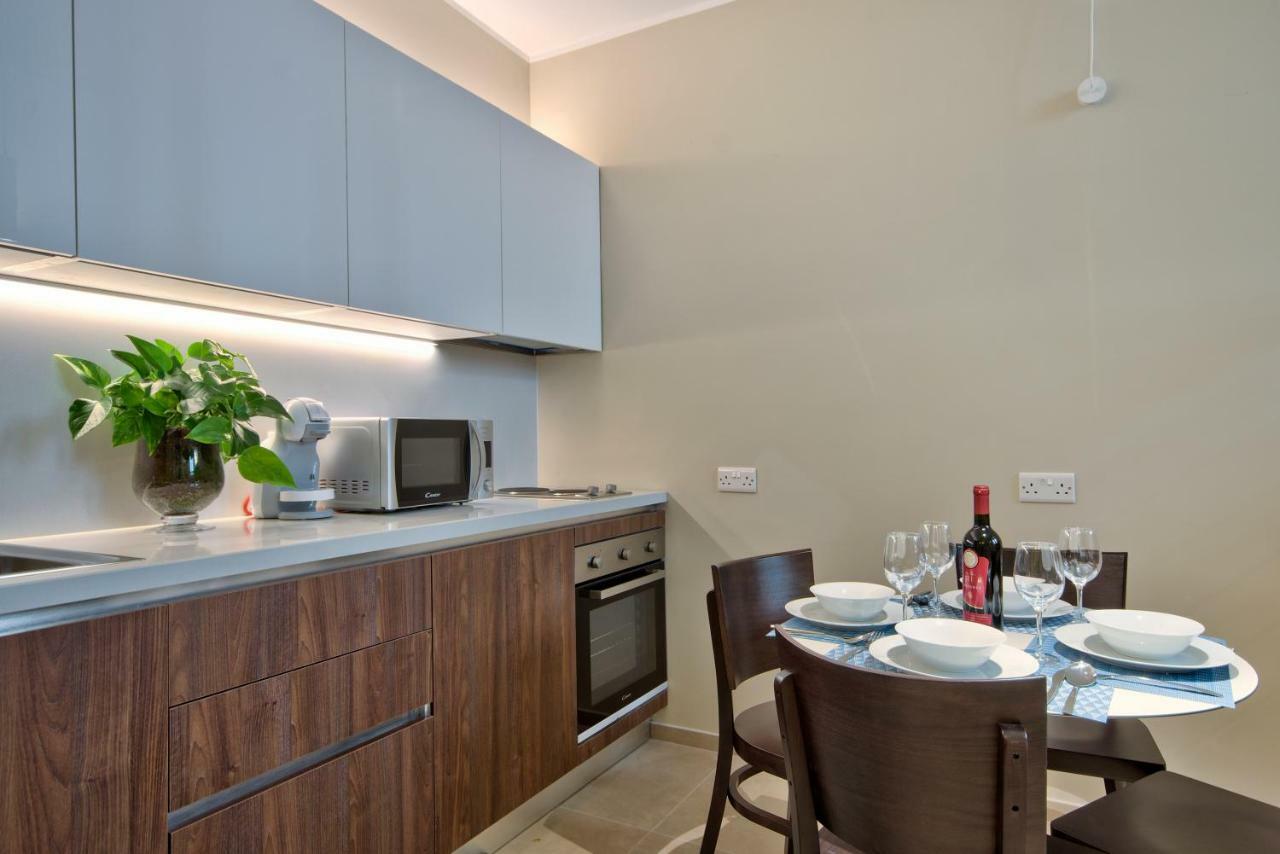 Spinola Park - The One Bedroom Loft Saint Julian's Εξωτερικό φωτογραφία